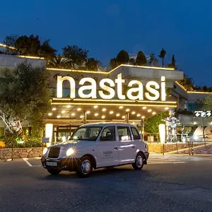 Nastasi & Hotel Lérida