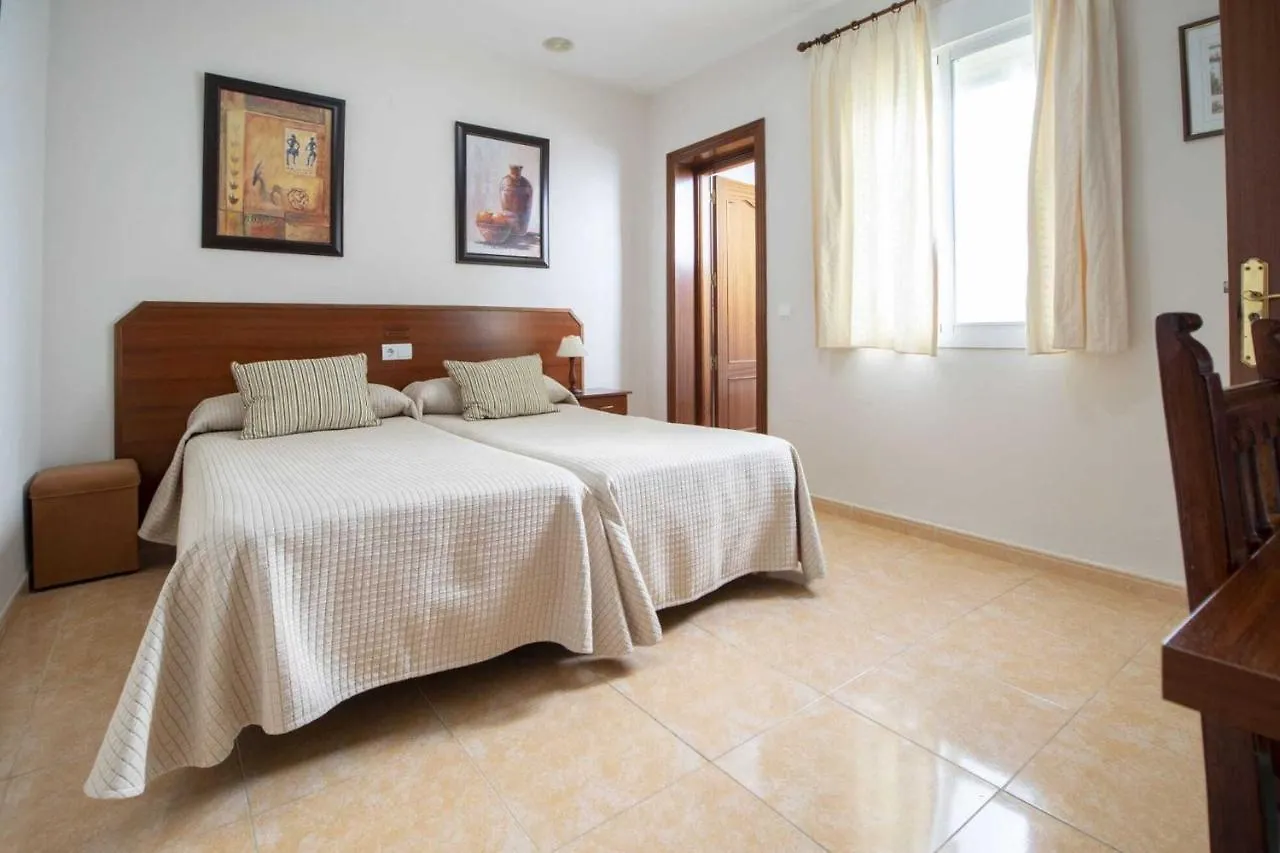 Los Gallos Casabermeja Hotel